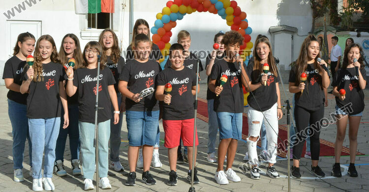 62 първокласници прекрачиха прага на „Св. Климент Охридски“