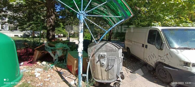 Мебелират кътове за клошари в Кърджали