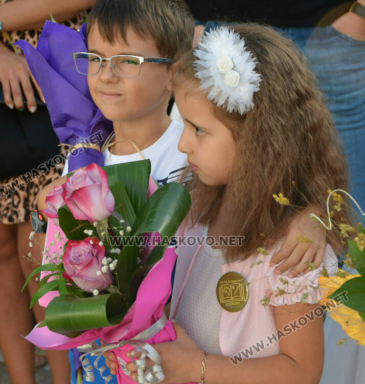 62 първокласници прекрачиха прага на „Св. Климент Охридски“