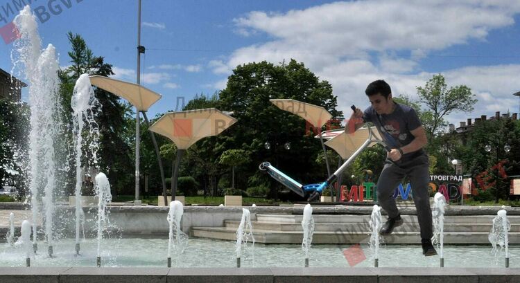 Стартира програмата за отпускане стипендии на деца с постижения в Димитровград