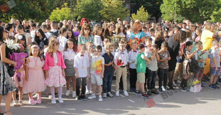 Първият звънец би и в най-многобройното училище в Димитровград