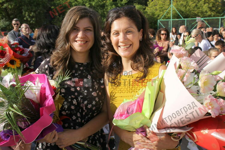 Първият звънец би и в най-многобройното училище в Димитровград