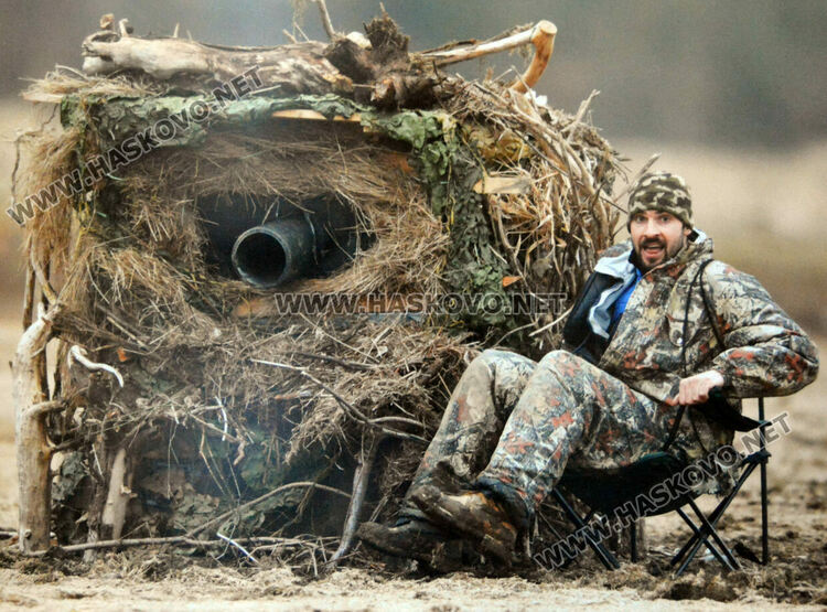 Авторът на снимките в работна среда