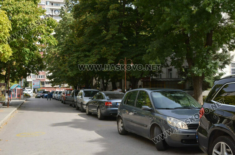 Новите места в Синята зона с плащане на паркомат или с SMS