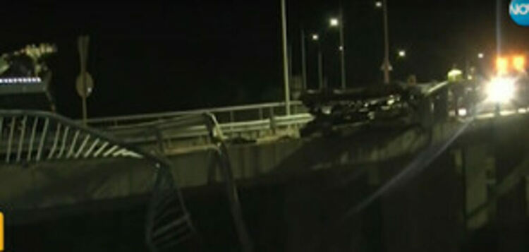 Автовоз падна от 20 метра, шофьорът почина