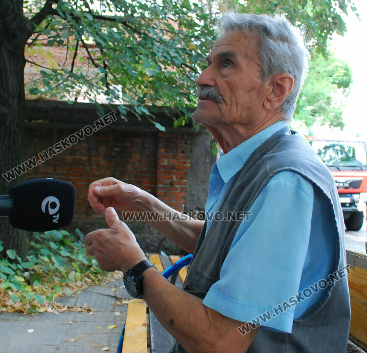 Задържаха клошари за пожарите в двете къщи и тютюневия склад в Хасково