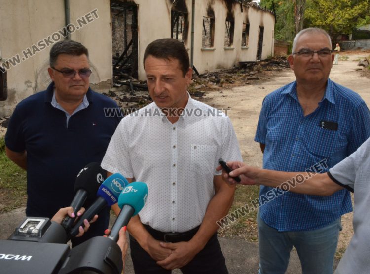 Атанас Ненков, Делчо Лавчев, Николай Вълчев