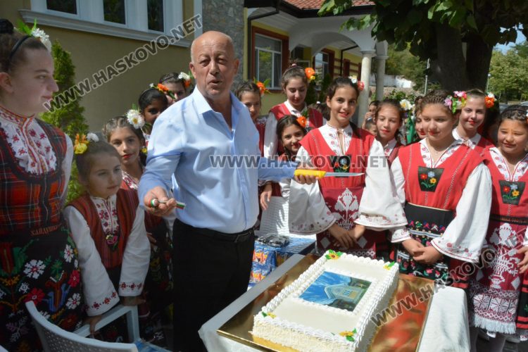 Мюмюн Искендер