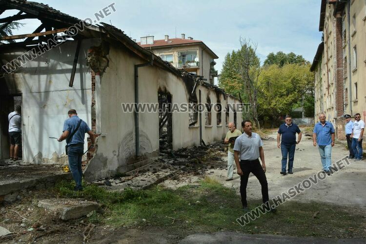 До 15 г. затвор за клошаря, задържан за трите пожара в Хасково
