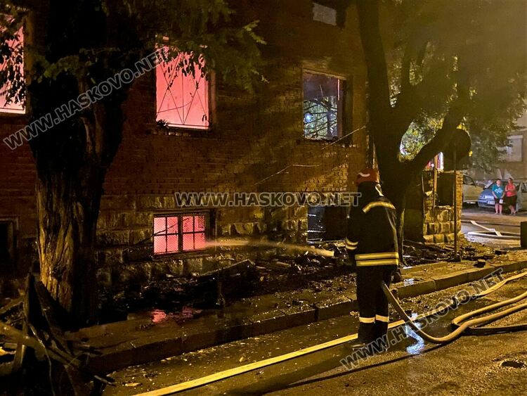 Огнена петък вечер в Хасково: Четири сигнала за пожари в различни краища на града  за 4 часа