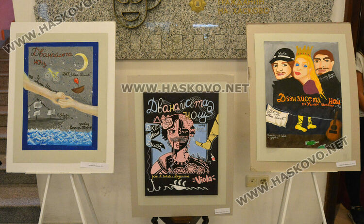 3 млади художнички от „Колорит” със златни билети от театъра