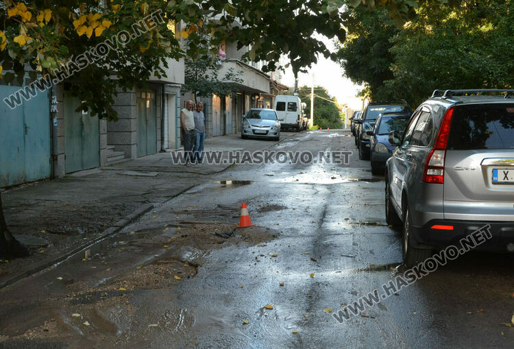 ВиК авария възникна край газопровод в Хасково