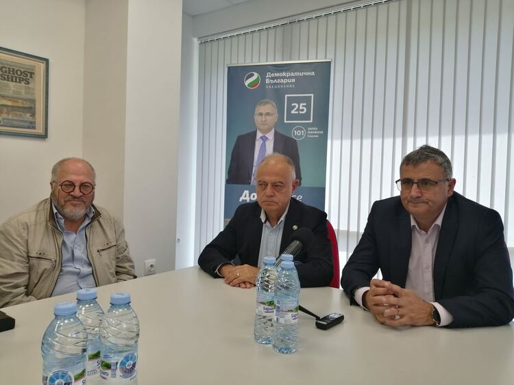 Ген. Атанас Атанасов - съпреседател на "Демократична България": Няма да дадем корупционна амнистия на ГЕРБ