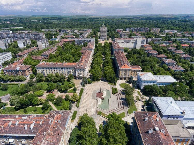Над 4 милиона за допълнителни бройки климатици за димитровградчани