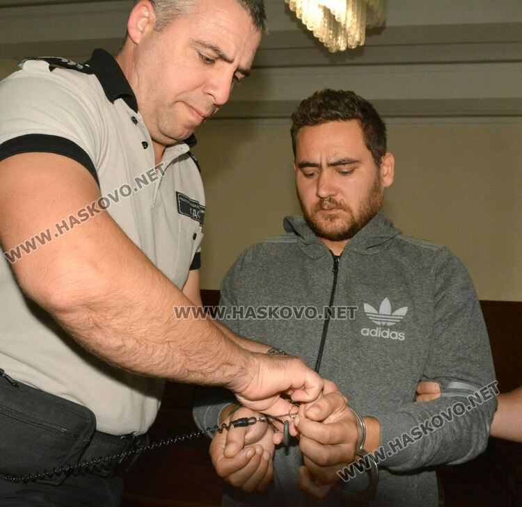 Тодор Бойчев запалил сградите под афект и алкохол, забранили му да доближава родителите си