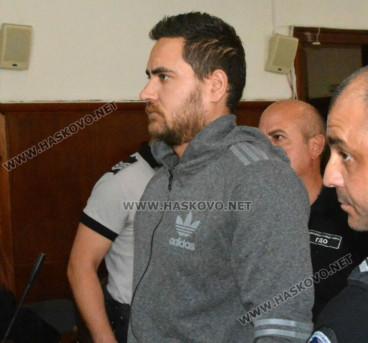 Тодор Бойчев запалил сградите под афект и алкохол, забранили му да доближава родителите си