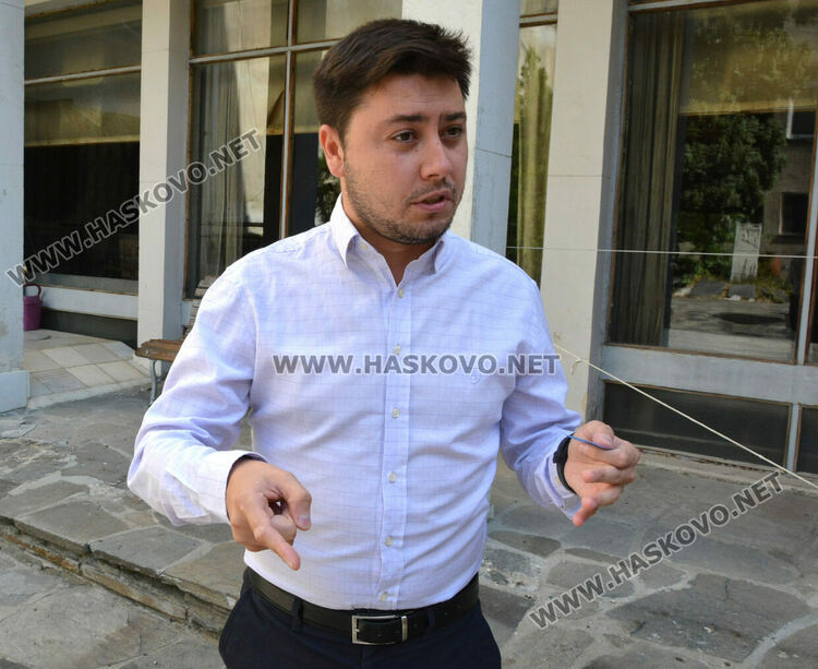 Левент Халил