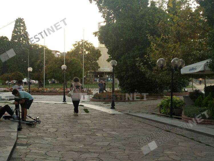 Лампите са само за декорация