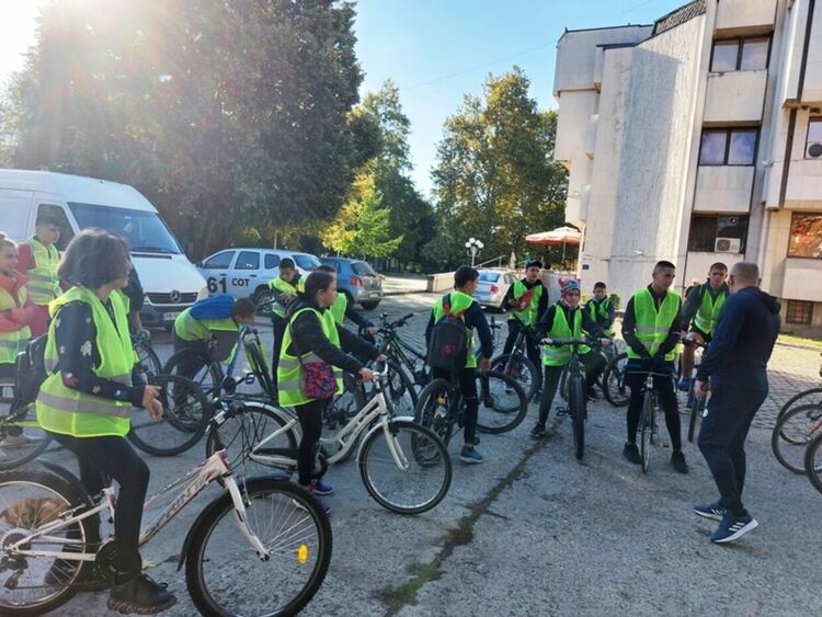 Традиционният поход в седмицата на мобилността събра над 60 колоездачи