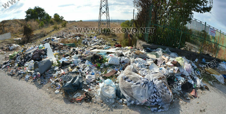Ново нерегламентирано сметище се появи в „Република“