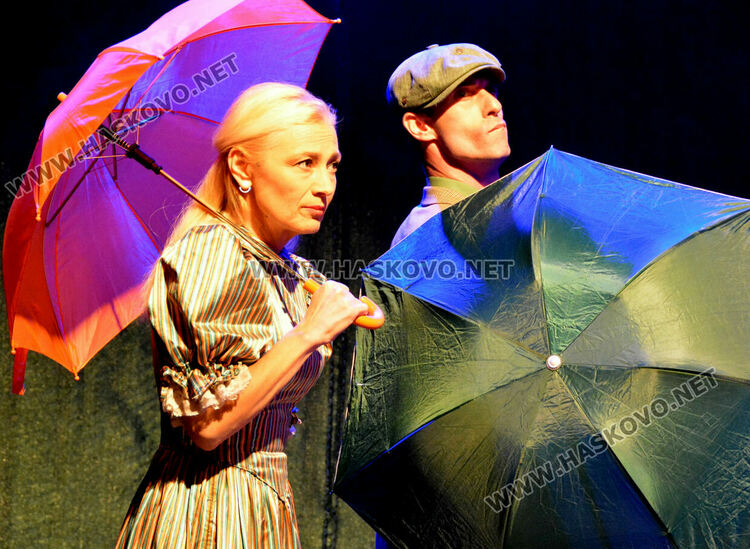  „Сцената – Копнежа на мечтата“ събра театрални и музикални фенове заедно