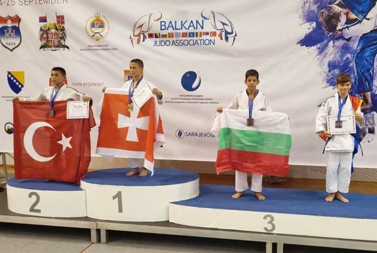 Христо Шулеков е бронзов медалист от Балканиадата в Босна и Херцеговина