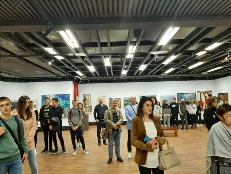 При голям интерес бе открита изложбата "Родопа в изкуството"