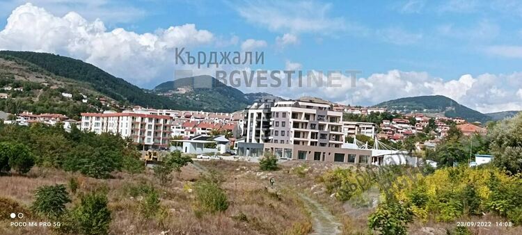 Започна изграждането на буферен паркинг до парк „Арпезос Север”/снимки/