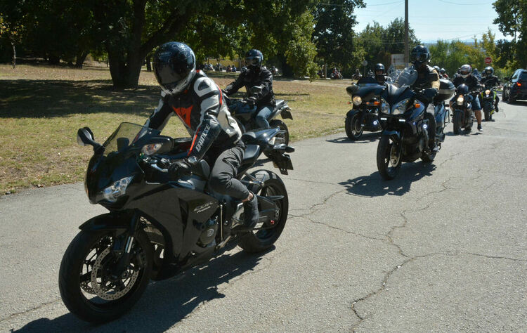 Мотошествие в памет на загиналите мотористи в Хасково