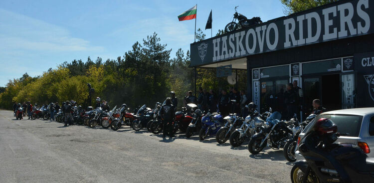 Мотошествие в памет на загиналите мотористи в Хасково