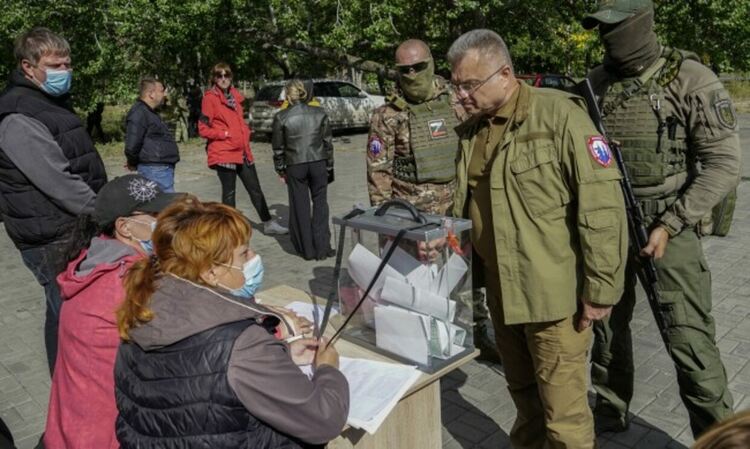 Руските референдуми в окупираните области на Украйна дадоха предизвестения резултат