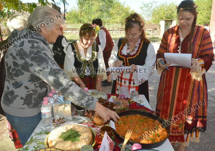 Първи кулинарен празник се проведе в Сталево