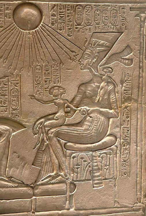 Откриха ли Нефертити?