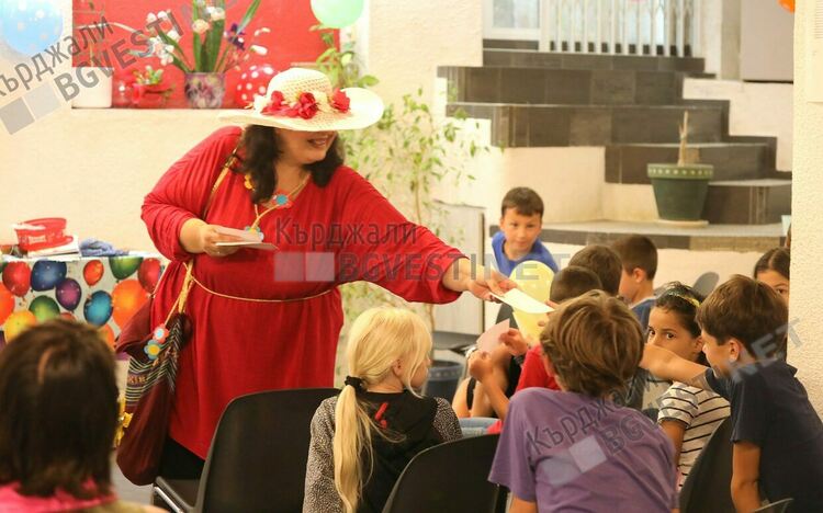 Софийско издателство отпразнува годишнина от издаването на книга на Божидара Ангелова