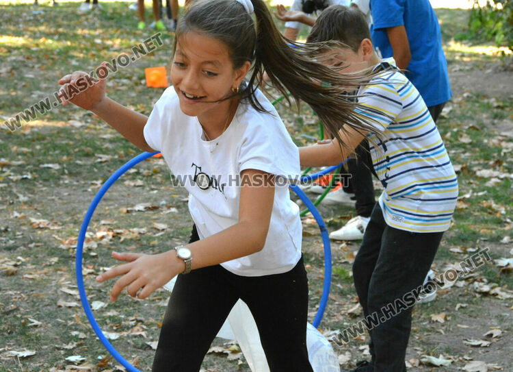 Училище &bdquo;Кирил и Методий&ldquo; отбеляза Европейския ден на спорта