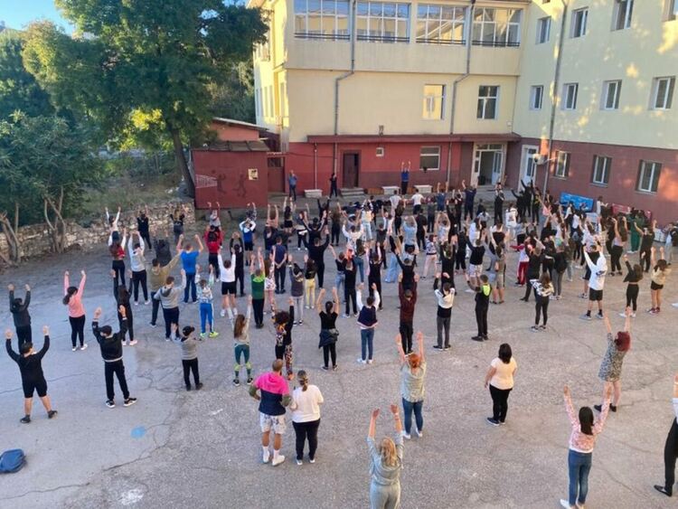 Седмица на спорта и здравето в Гимназията по туризъм