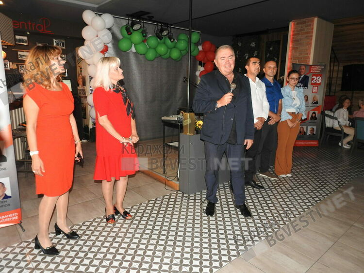 Проф.д-р Георги Михайлов пред интелектуалците на Кърджали: БСП има десет мерки за зима без лишения!