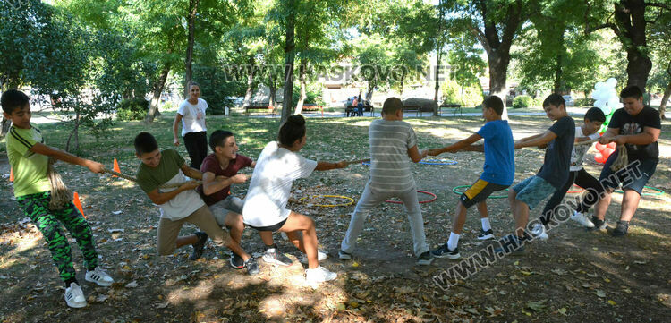 Училище &bdquo;Кирил и Методий&ldquo; отбеляза Европейския ден на спорта