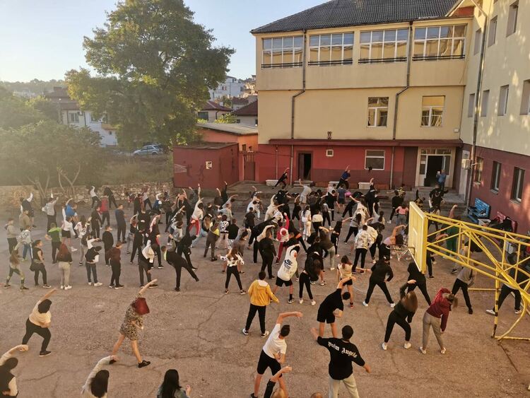 Седмица на спорта и здравето в Гимназията по туризъм