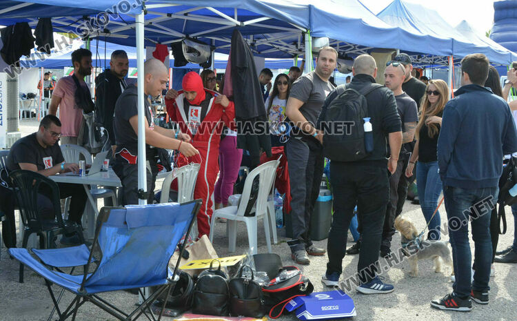 230 пилоти в 24-часово състезание на картинг пистата в Хасково