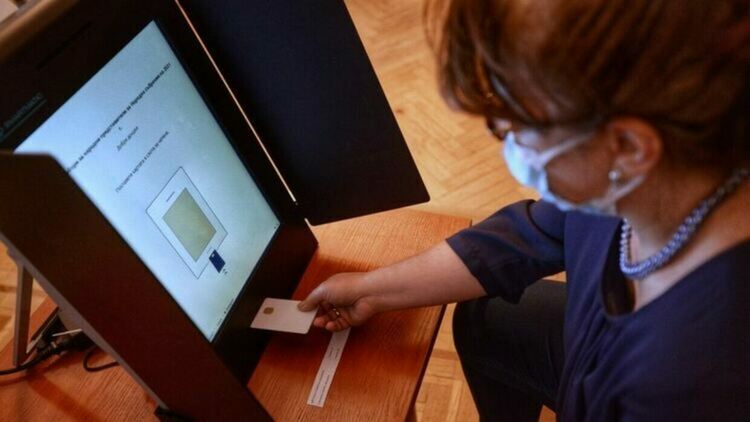 Добрите граждани днес не гласуват, очакваме да изберем лоши политици