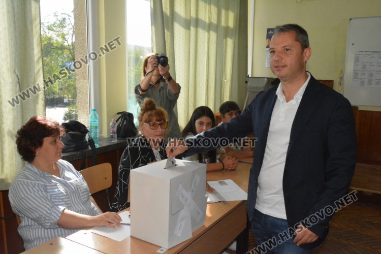 Делян Добрев: Гласувах да се отървем от промяната