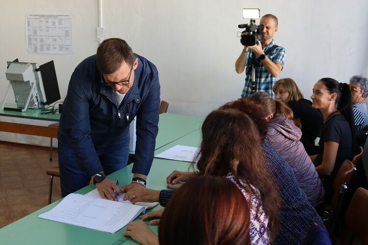 Кметът Станислав Дечев: Гласувах за стабилно управление, което да се справи с кризите