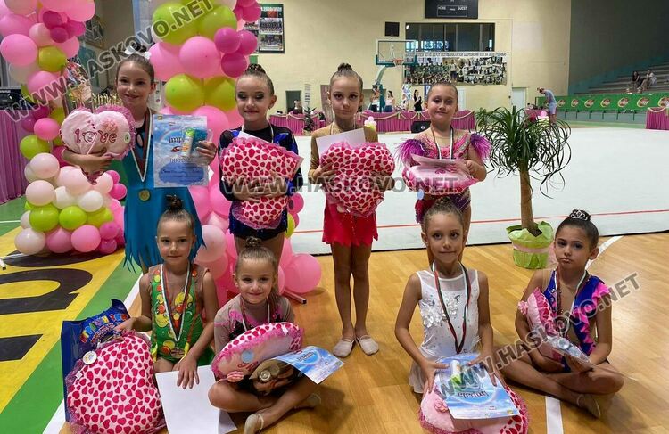 Много медали и много емоции за гимнастичките на „Аида“ на Международен турнир „Импала Къп 2022“