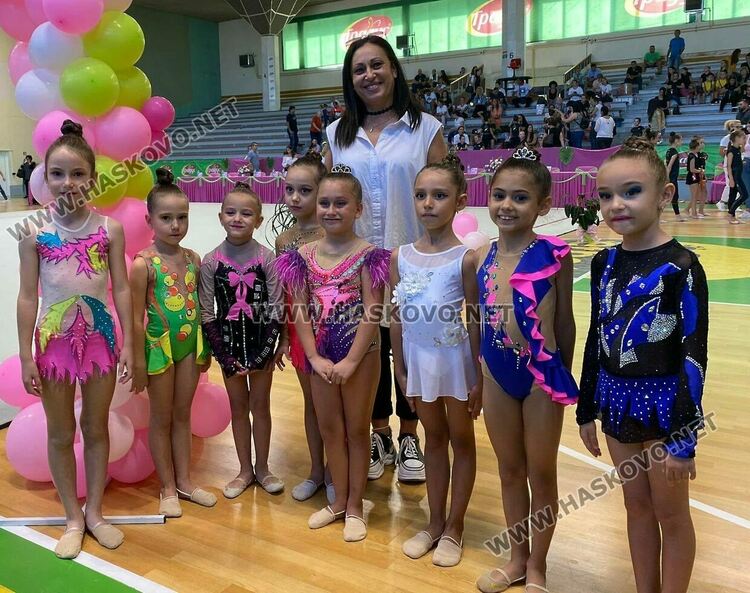 Много медали и много емоции за гимнастичките на „Аида“ на Международен турнир „Импала Къп 2022“