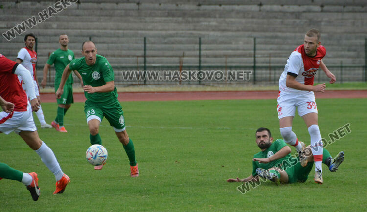 Без голове на мача между &bdquo;Саяна Хасково&ldquo; и &bdquo;Загорец&ldquo;