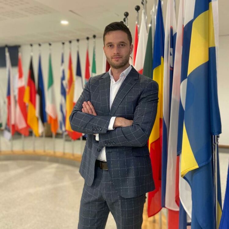 26-годишният Анджей Джандев от ДПС е четвъртия депутат от Смолянски регион