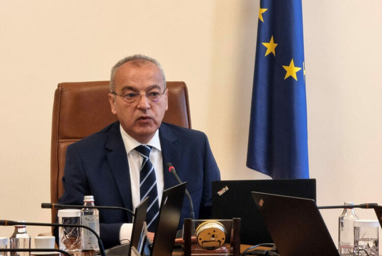 Гълъб Донев: Коалиционната формула за създаване на правителство е неизбежна