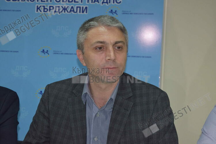 Мустафа Карадайъ