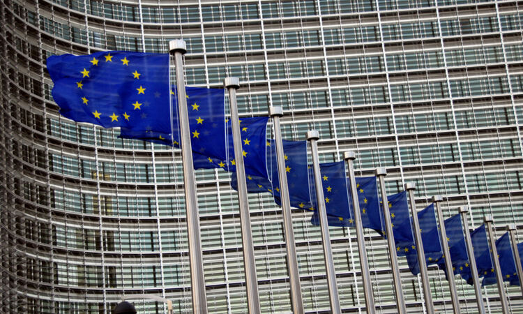 Влезе в сила новият осми пакет санкции на ЕС срещу Русия